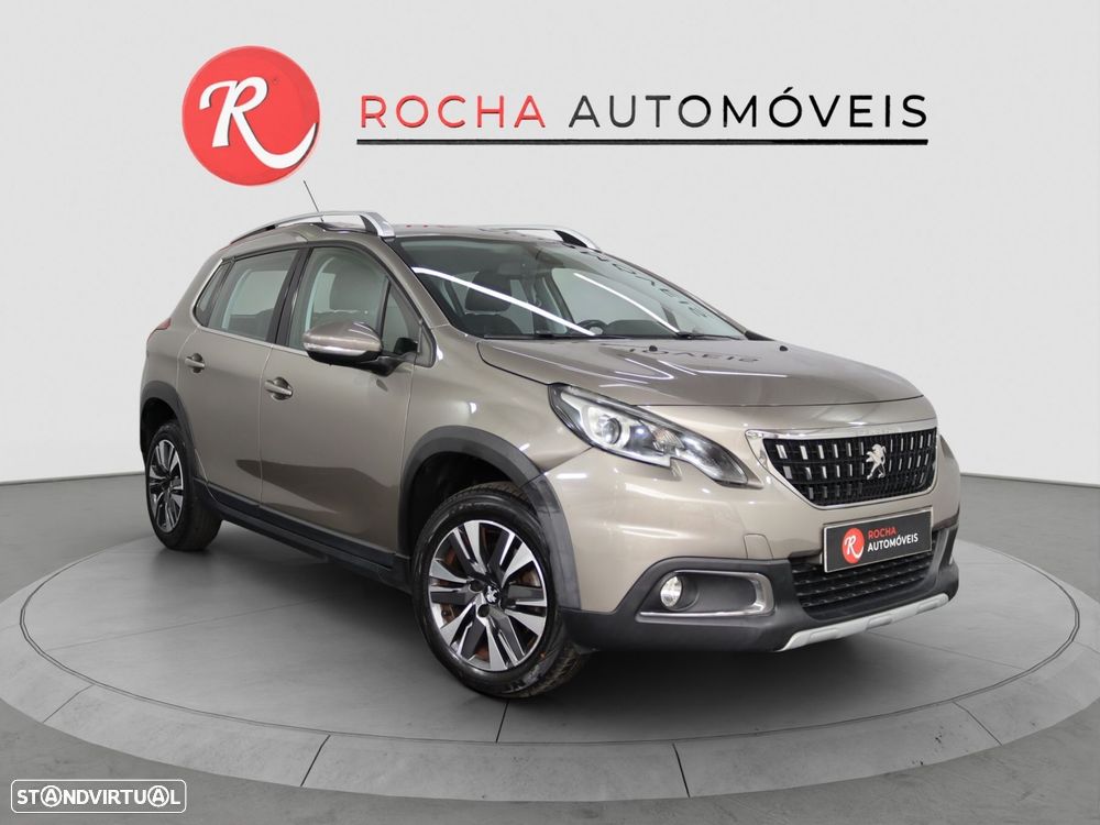 Peugeot 2008 1.2 PureTech Allure EAT6 - 3