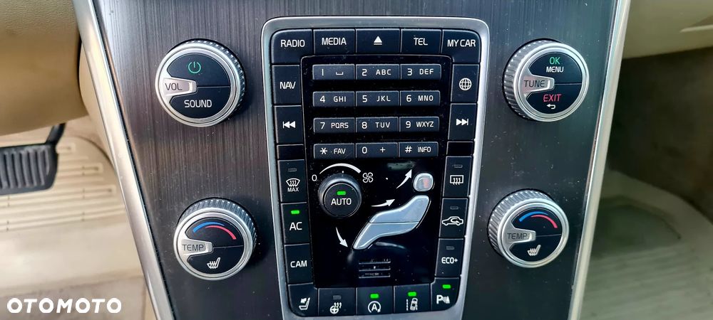 Volvo XC 60 T5 Drive-E Ocean Race - 18