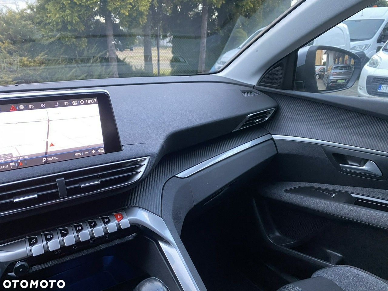 Peugeot 3008 - 12
