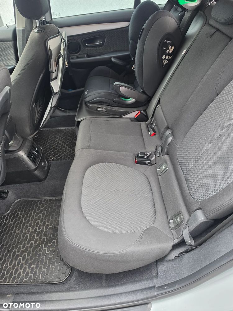 BMW Seria 2 218d Advantage - 6