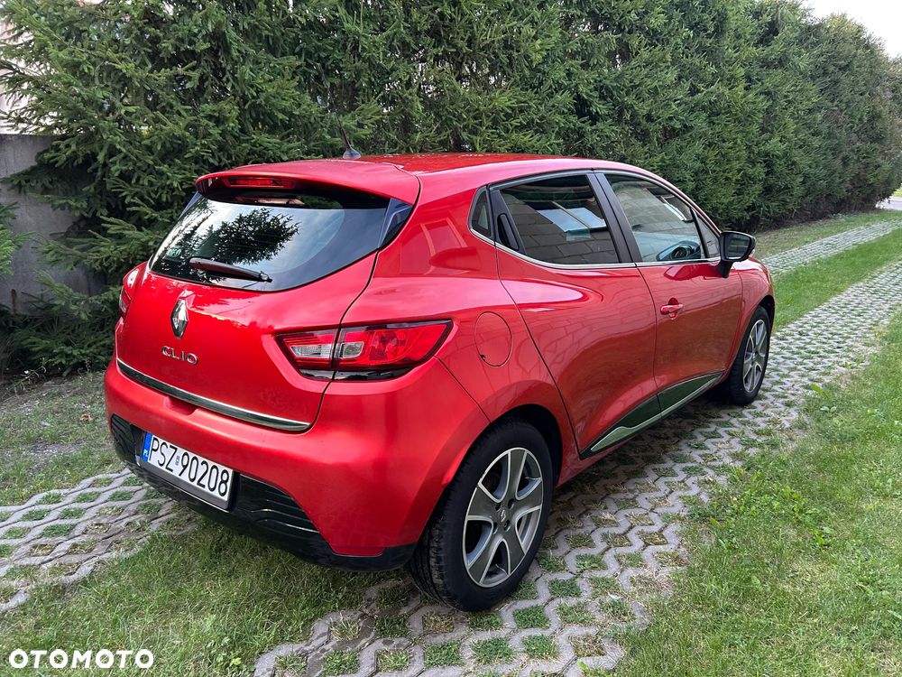Renault Clio 1.2 16V 75 Life - 7