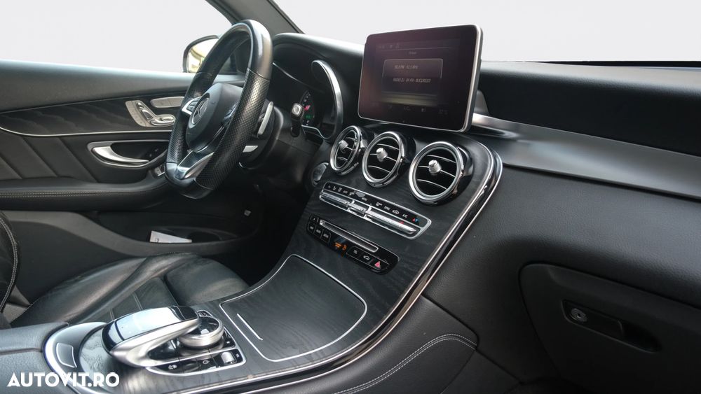 Mercedes-Benz GLC Coupe 250 4MATIC - 11
