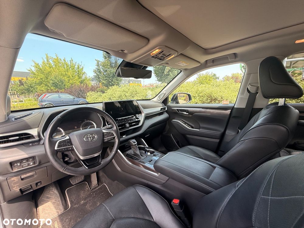 Toyota Highlander 2.5 Hybrid Executive Style - 18