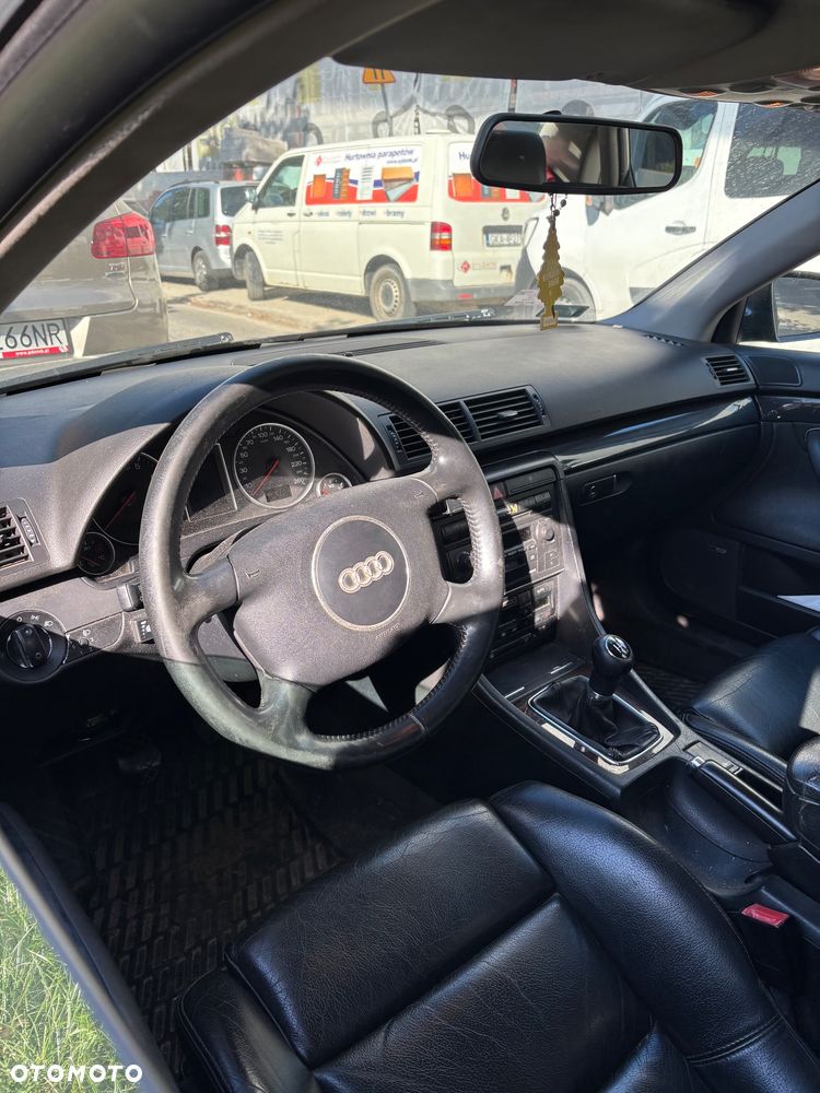 Audi A4 Limousine 2 - 7