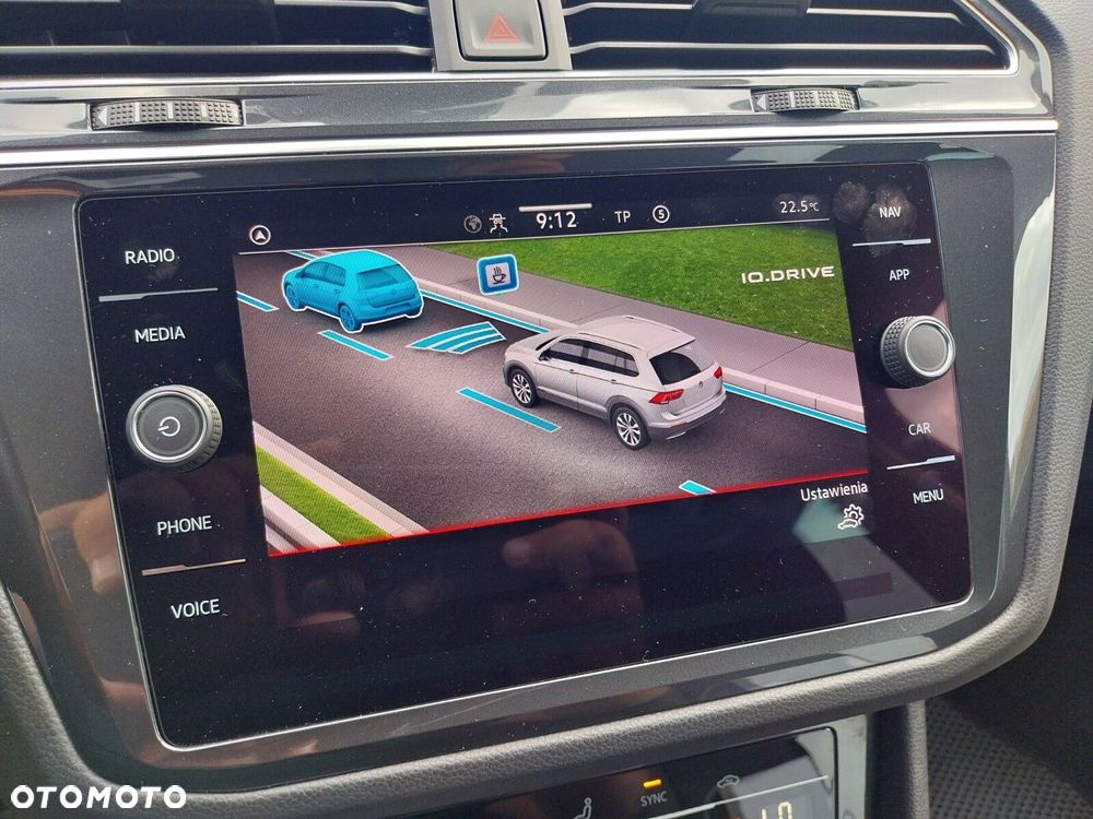 Volkswagen Tiguan - 24