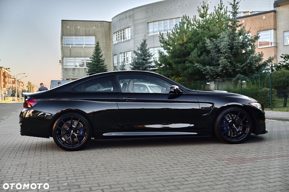 BMW M4 - 18