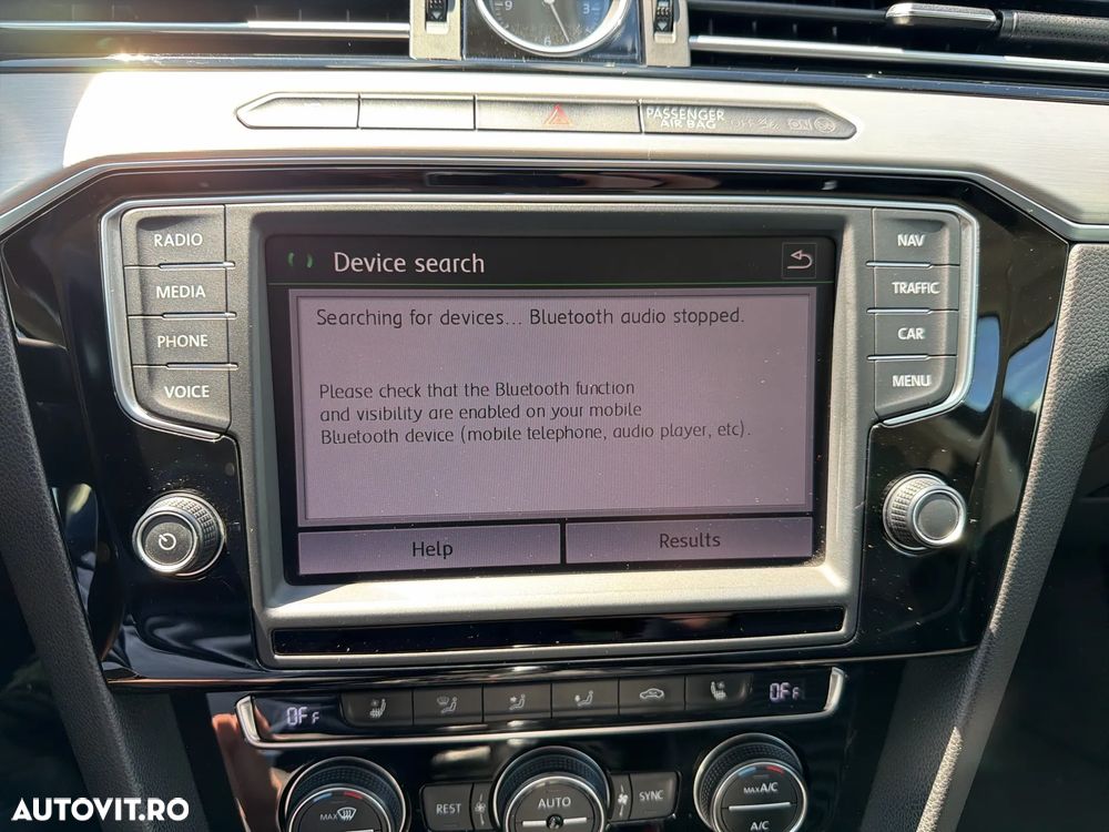 Volkswagen Passat 2.0 TDI DSG 4Motion Highline - 26