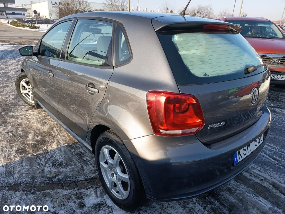 Volkswagen Polo 1.6 TDI DSG Comfortline - 3