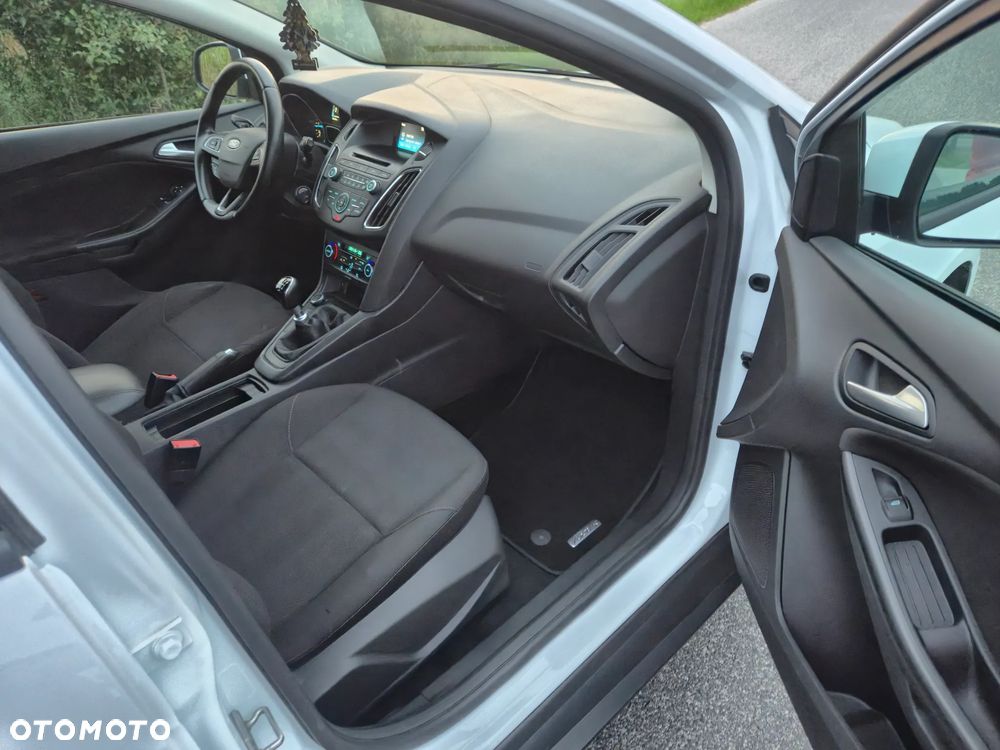 Ford Focus 2018 photo 5