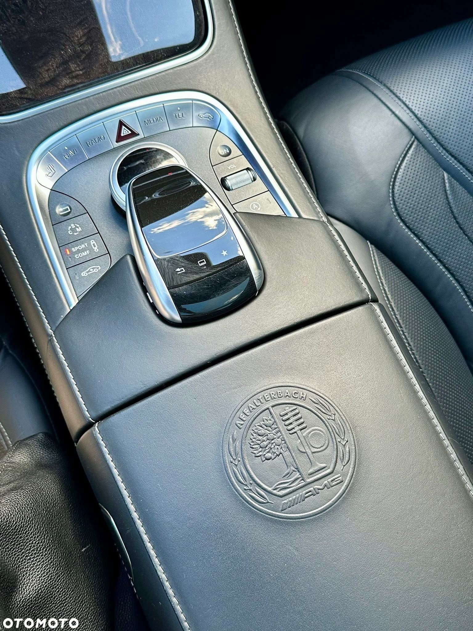 MERCEDES s 222 s63 AMG c217 podłokietnik klapka podłokietnika - 1