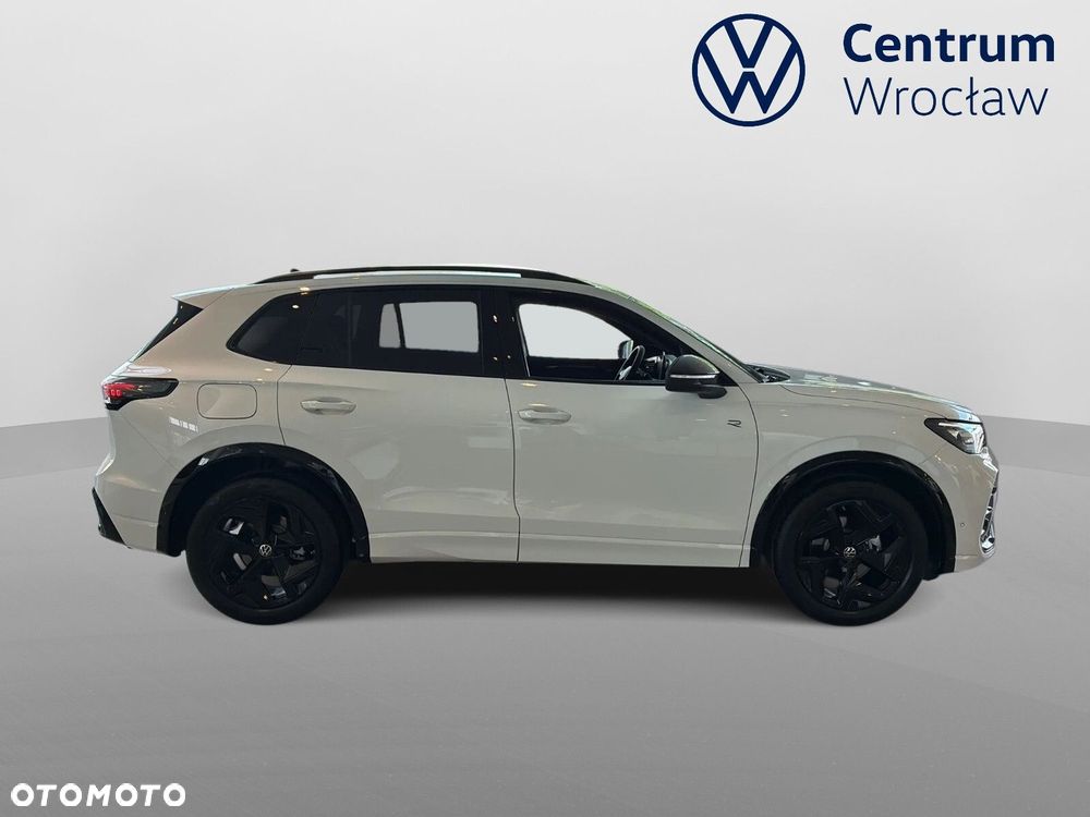 Volkswagen Tiguan - 7