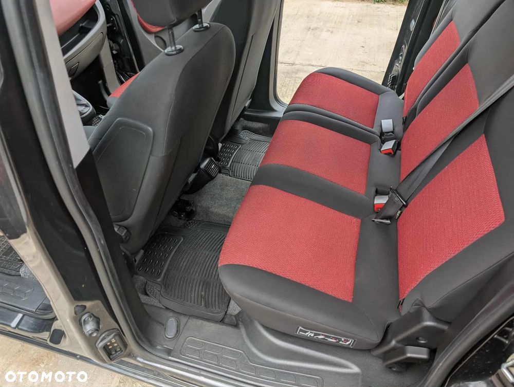 Fiat Doblo 1.4 T-Jet Active - 16