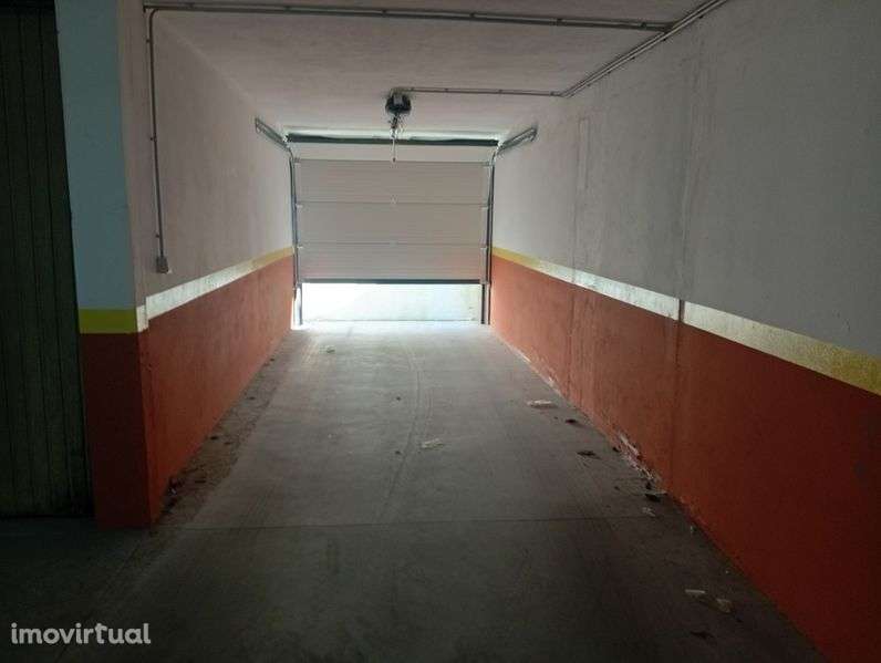 Garagem baixa de preço - Grande imagem: 3/7