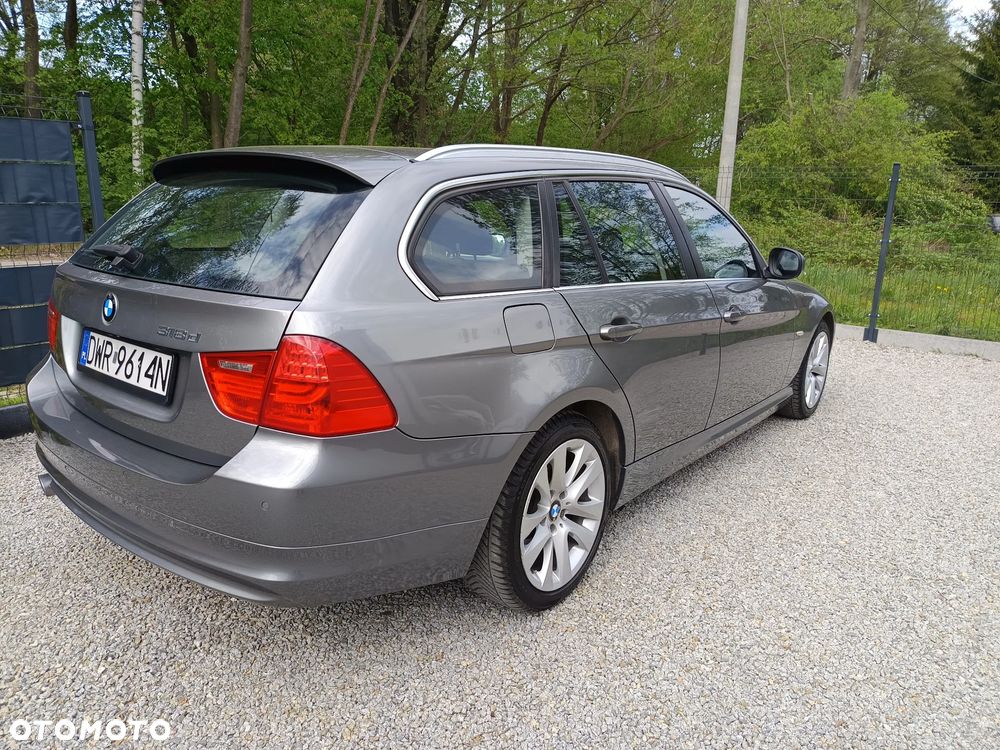 BMW Seria 3 318d DPF Edition Lifestyle - 20