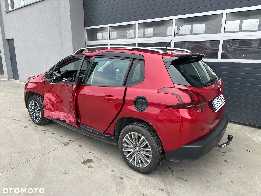 Peugeot 2008 1.2 Pure Tech Active - 10