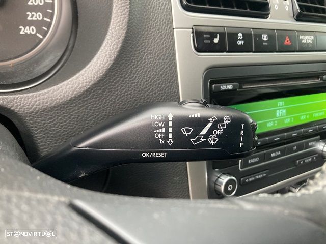 VW Polo 1.6 TDI DSG Life - 16