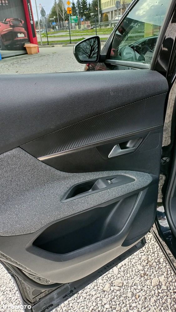 Peugeot 3008 1.6 BlueHDi Allure S&S EAT6 - 16