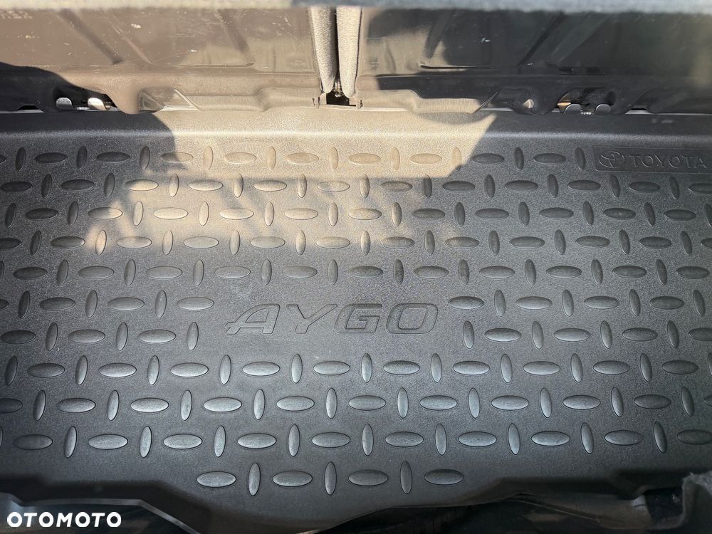 Toyota Aygo - 25