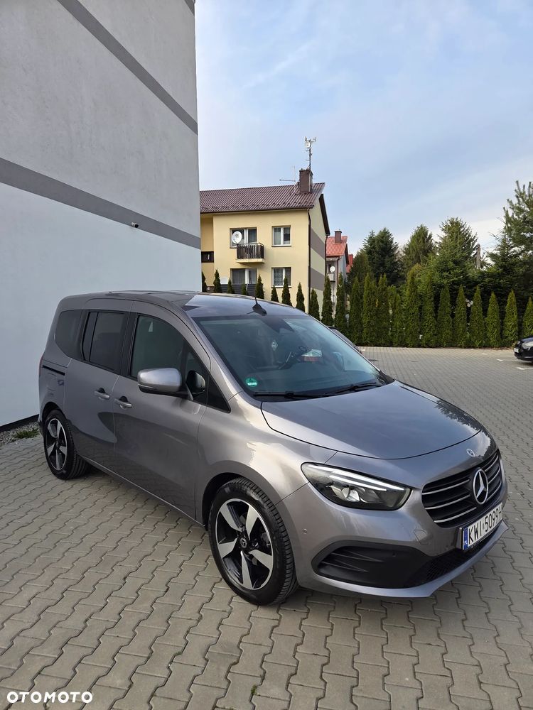 Mercedes-Benz Klasa T 180 Automatik Style - 17