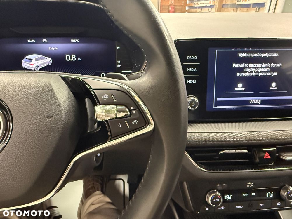 Skoda Fabia 1.0 TSI Monte Carlo DSG - 15