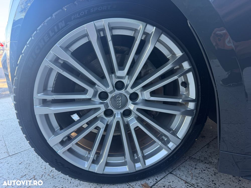 Audi A5 Sportback 40 TDI quattro S tronic S line - 32