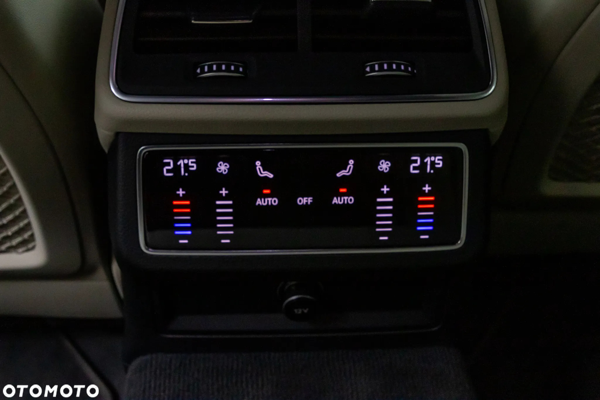 Audi A6 Allroad - 32
