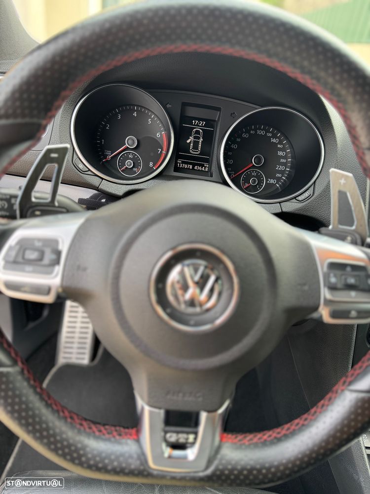 VW Golf 2.0 GTI DSG - 9
