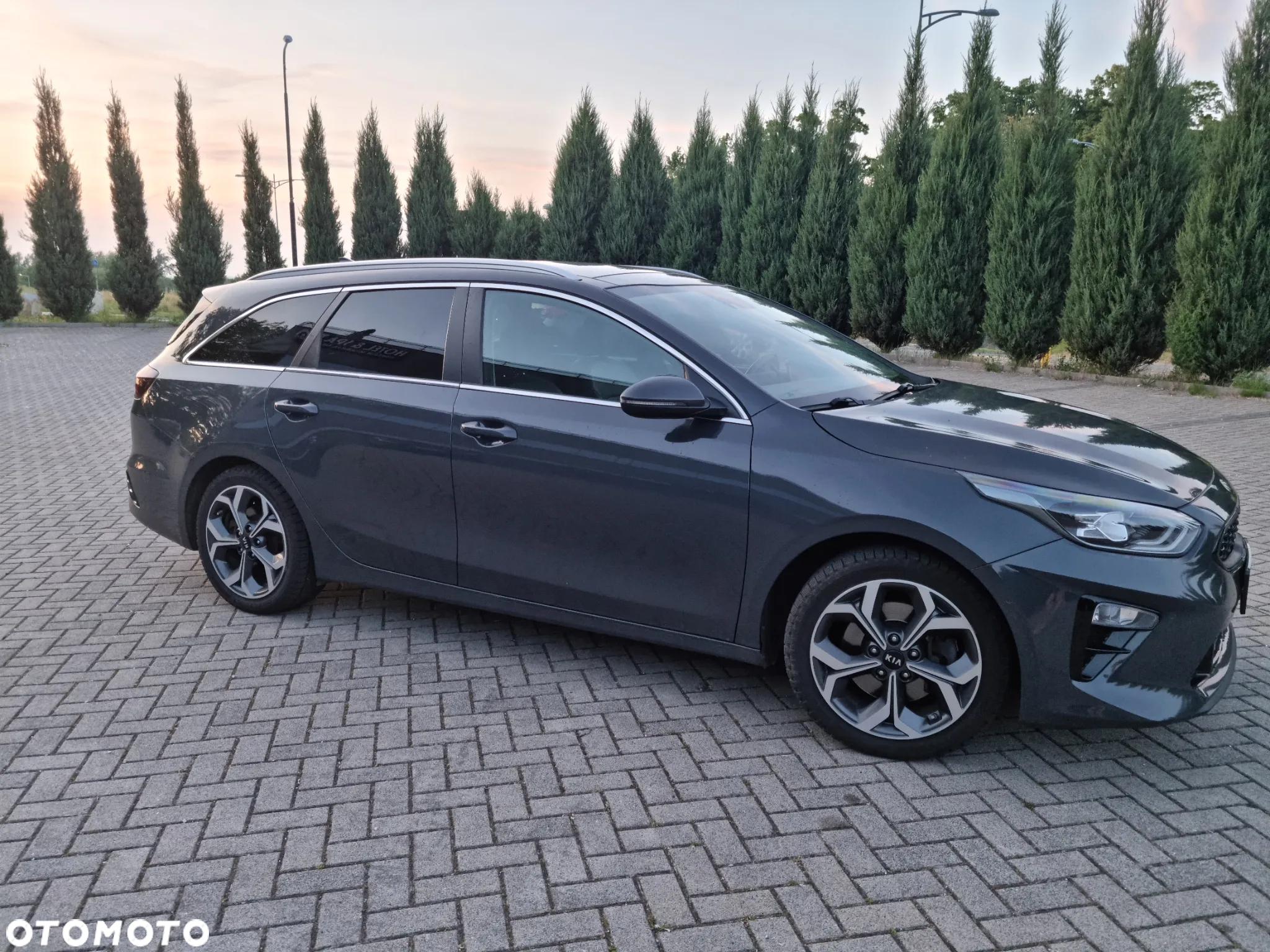 Kia Ceed 1.6 CRDi DCT Platinum Edition - 16