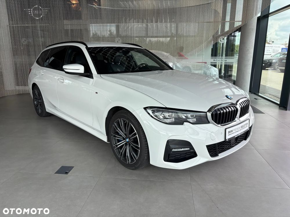 BMW Seria 3 330i xDrive M Sport sport - 10