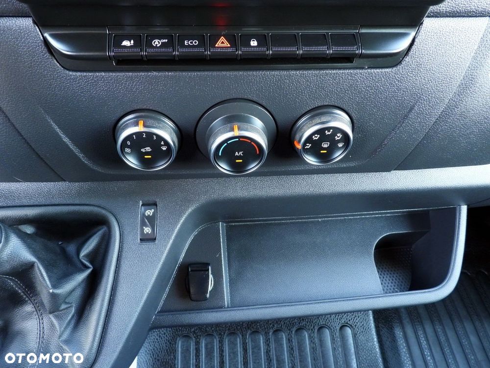 Renault MASTER PLANDEKA WINDA 9 PALET WEBASTO TEMPOMAT LEDY PNEUMATYKA KLIMATYZACJA  165KM - 36