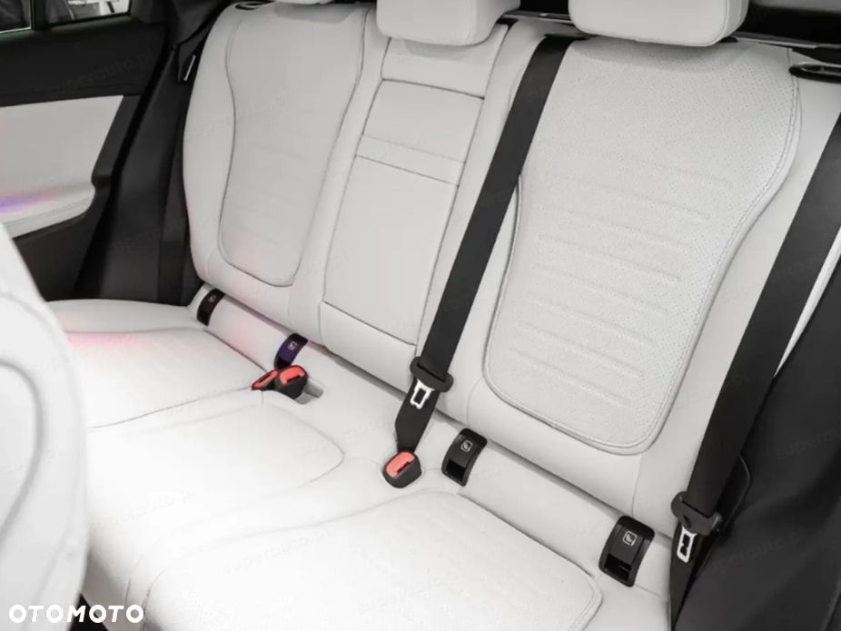 Mercedes-Benz GLC 200 mHEV 4-Matic AMG Line - 12