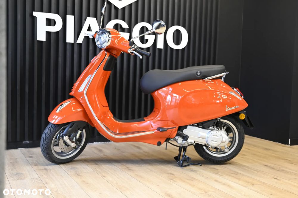 Vespa Primavera - 2