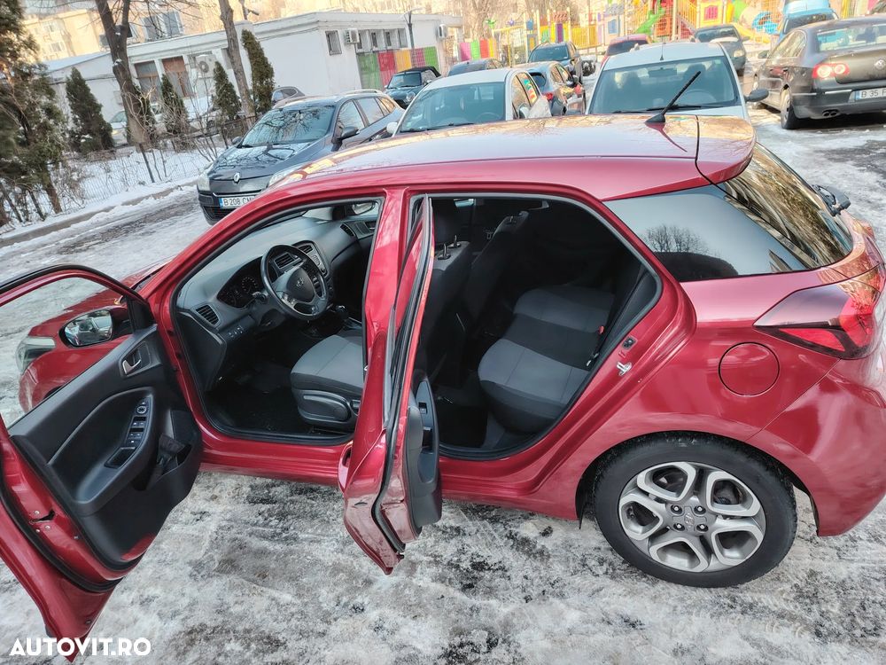 Hyundai i20 1.0 T-GDI 7DCT LED Line - 7