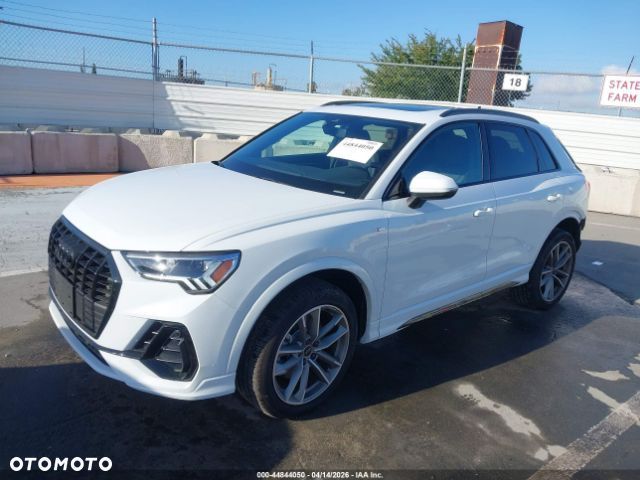 Audi Q3 - 4