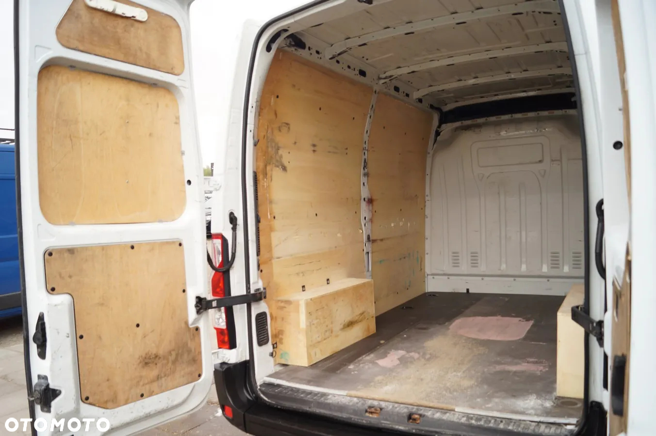 Nissan NV400 - 25