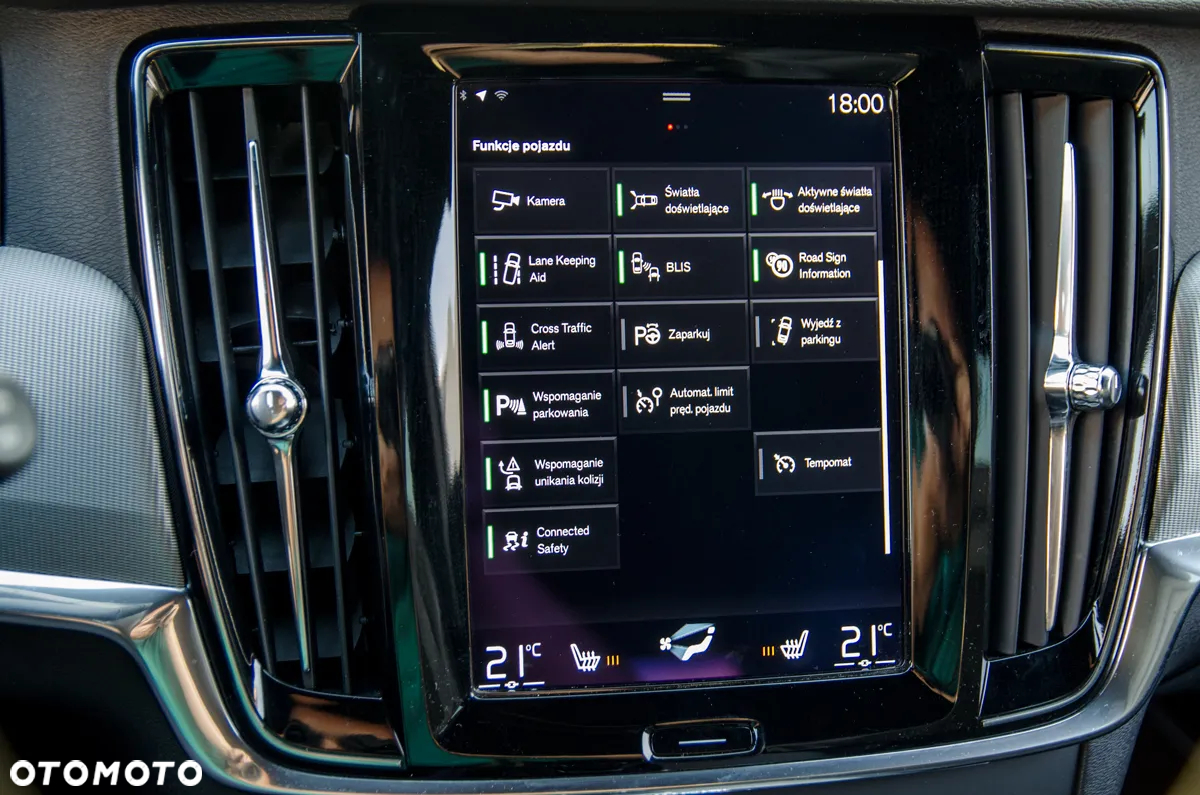 Volvo V90 D4 Geartronic R Design - 29