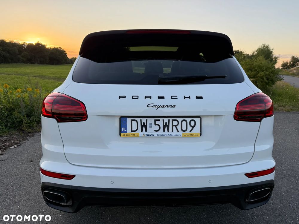 Porsche Cayenne Standard - 4