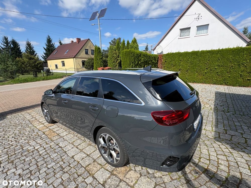 Kia Ceed - 3