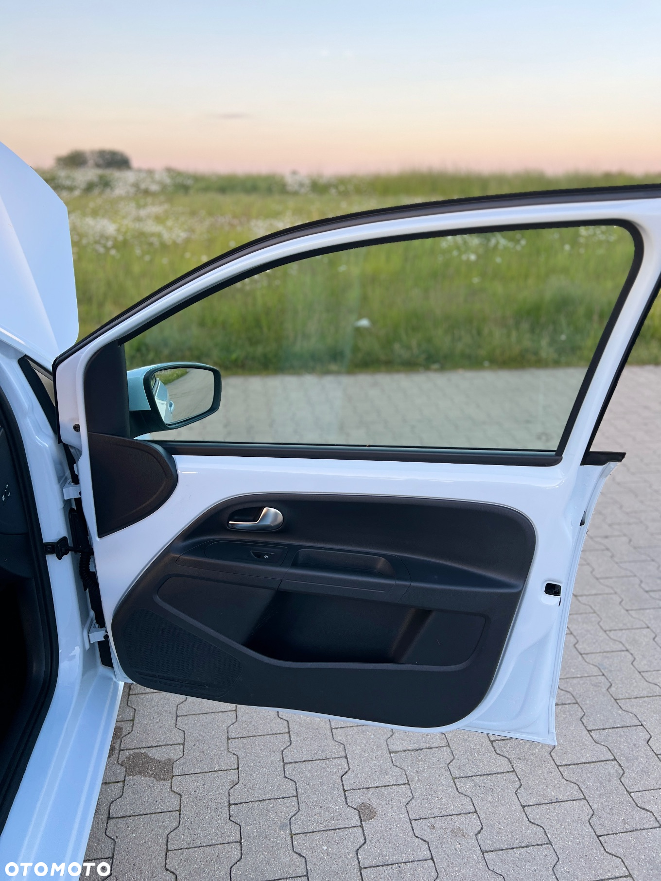 Volkswagen up! eco Active - 18