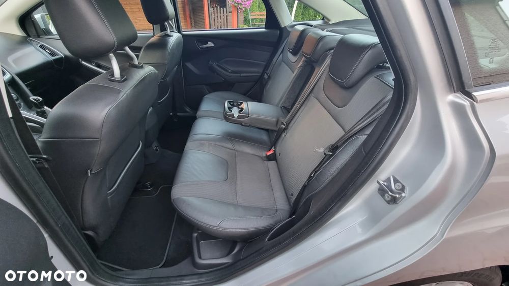 Ford Focus 1.6 Ti-VCT Titanium - 17
