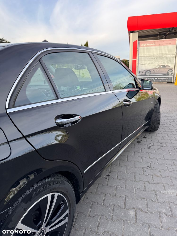 Mercedes-Benz Klasa E 350 CDI 4-Matic - 13