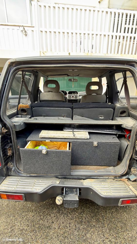 Mitsubishi Pajero 2.5 TDi GLS - 17