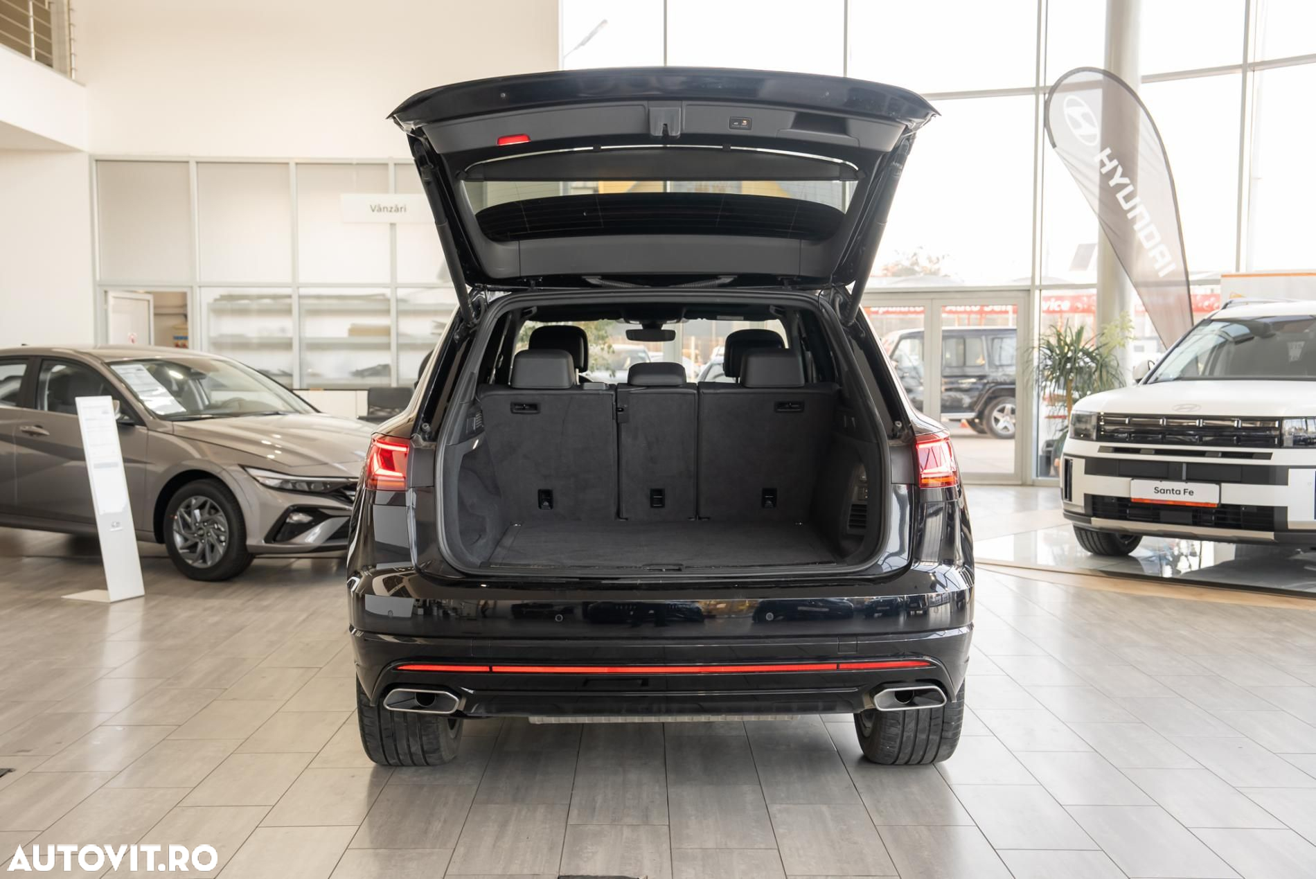 Volkswagen Touareg 3.0 V6 TDI 4Motion DPF Automatik R-Line - 24