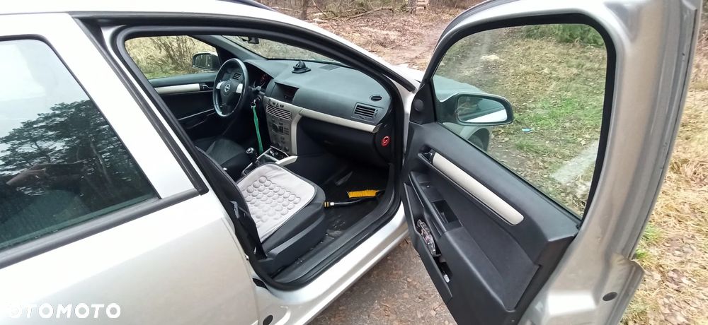 Opel Astra 1.6 - 5