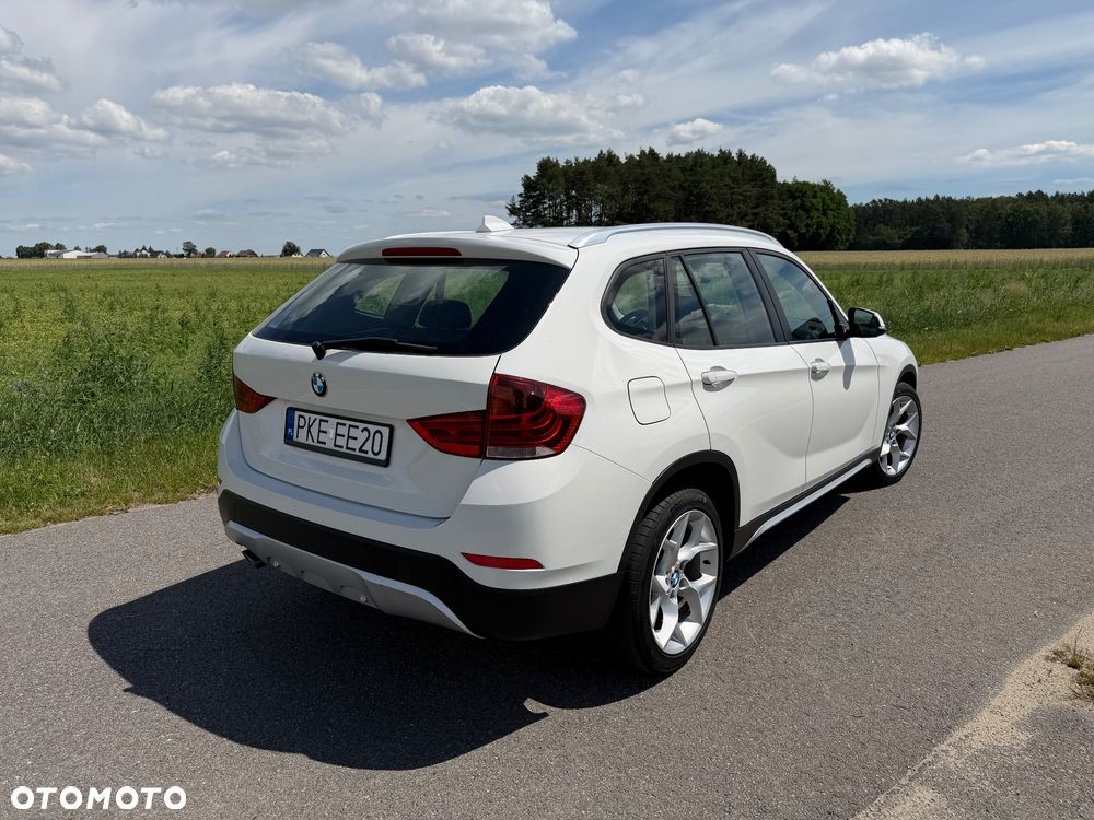 BMW X1 sDrive18d xLine - 14