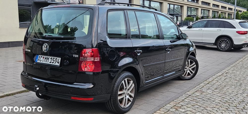 Volkswagen Touran 1.9 TDI DPF Conceptline - 21