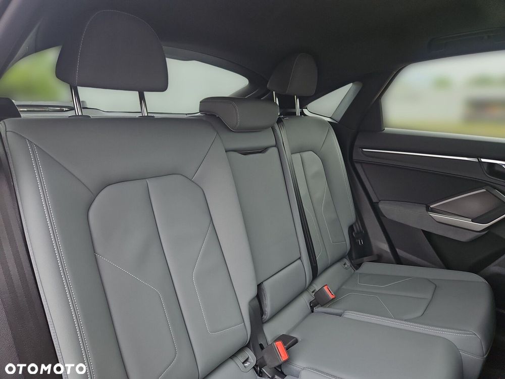 Audi Q3 Sportback 35 TFSI mHEV S tronic - 14