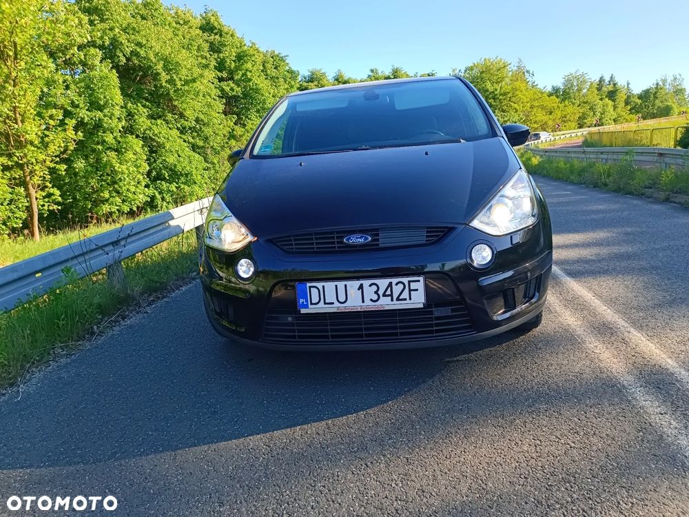Ford S-Max 2.0 TDCi DPF Ambiente - 14