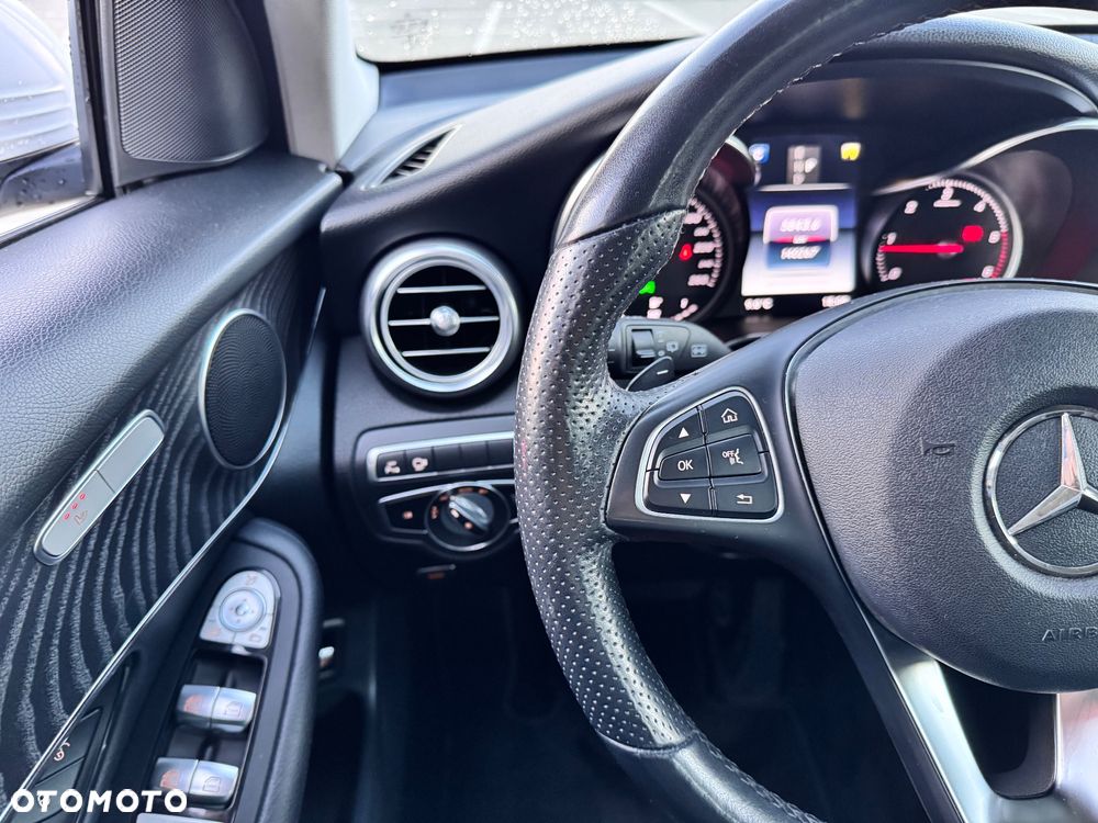 Mercedes-Benz GLC 220 d 4-Matic - 31