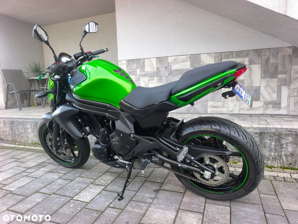 Kawasaki ER - 33